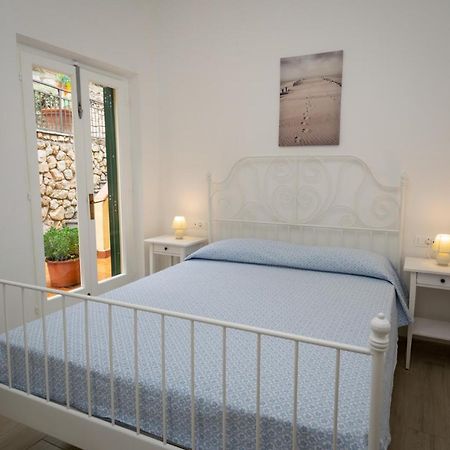 Hotel Anna Fetovaia Buitenkant foto