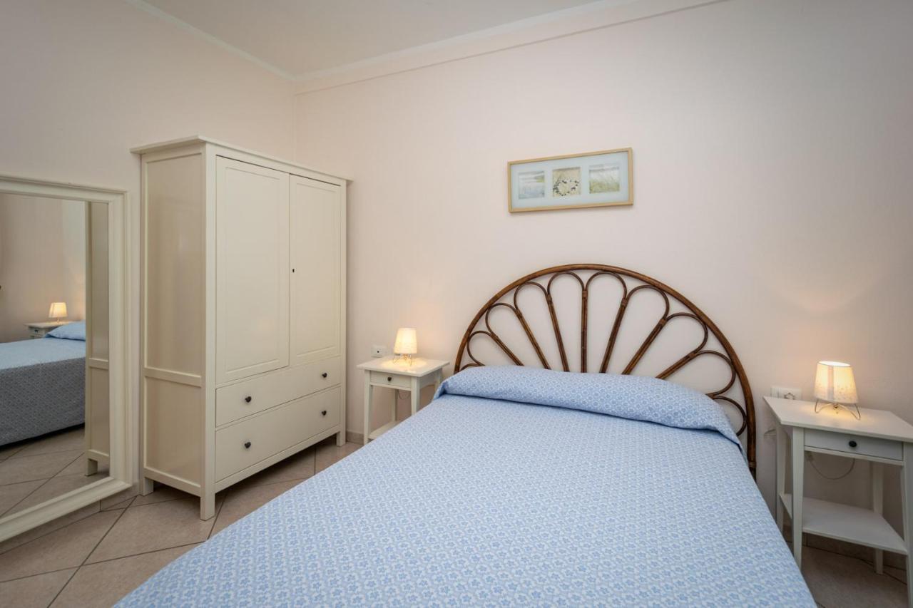Hotel Anna Fetovaia Buitenkant foto