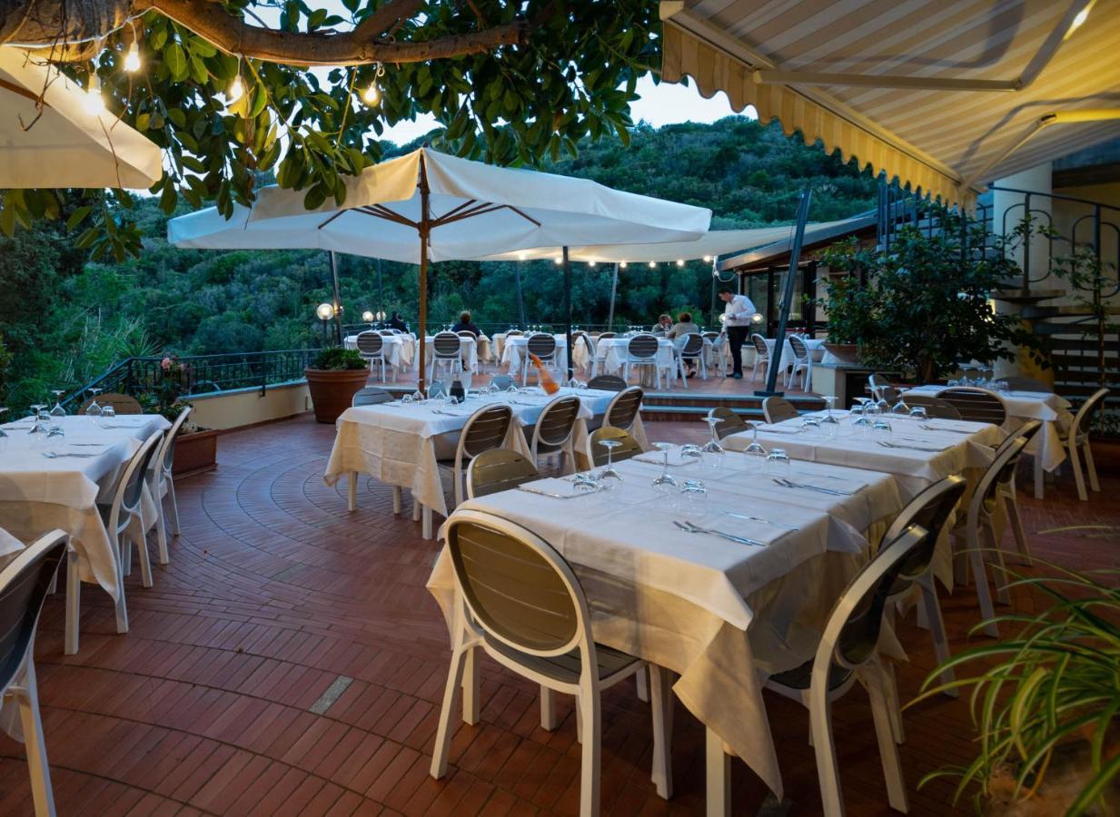Hotel Anna Fetovaia Buitenkant foto