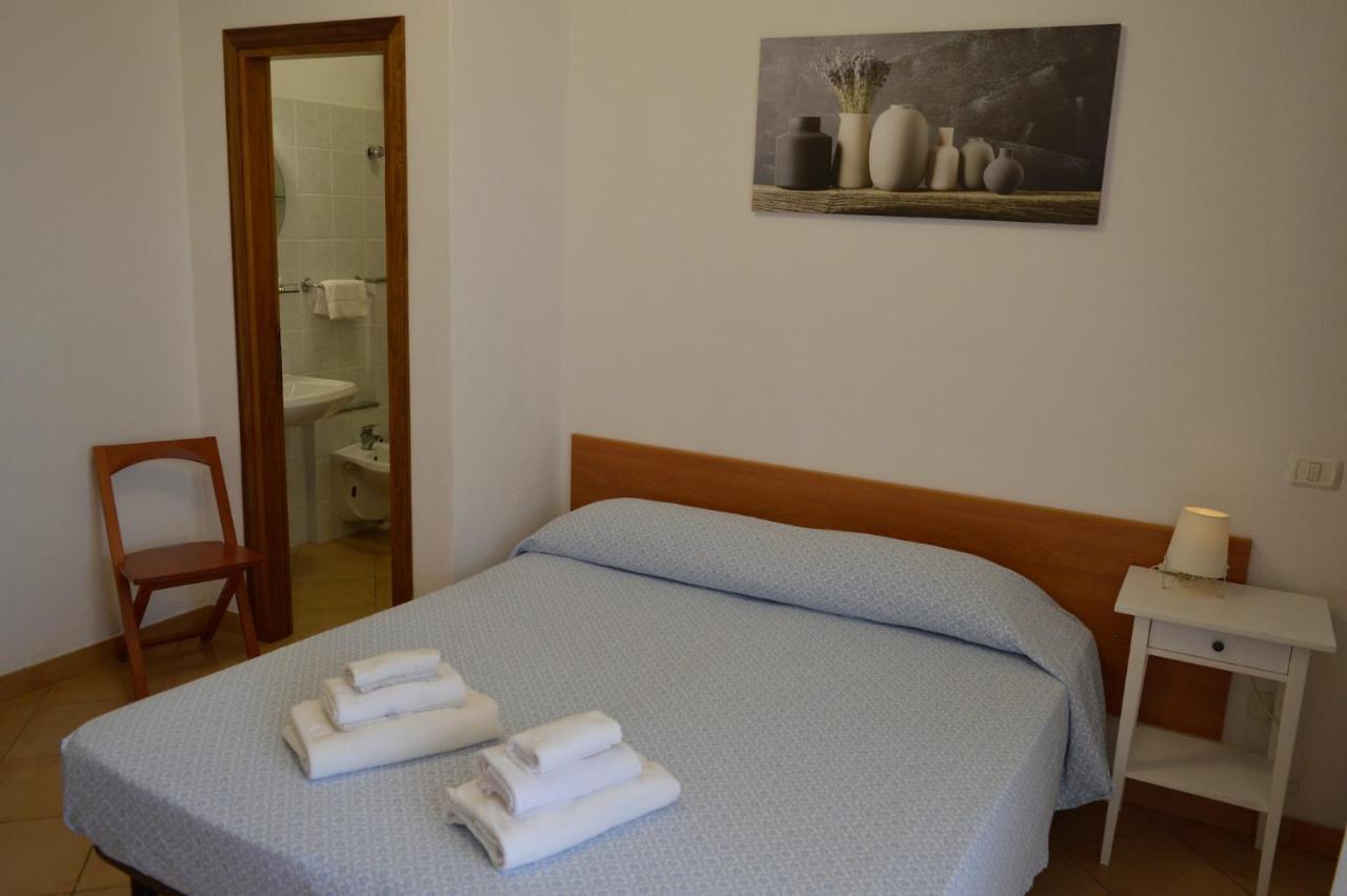 Hotel Anna Fetovaia Buitenkant foto